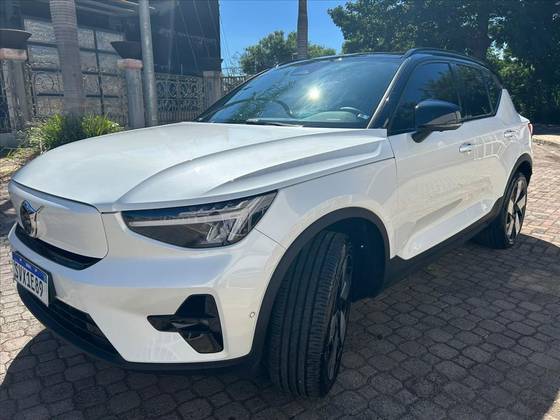 VOLVO XC40 P8 RECHARGE TWIN ELECTRIC ULTIMATE AWD